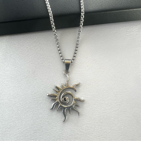 Sun Pendant Necklace for Men Women Streetwear Punk Hip Hop Unisex Style - Picture 5 of 8